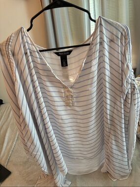 White House Black Market White Blouse with Light Blue Stripes